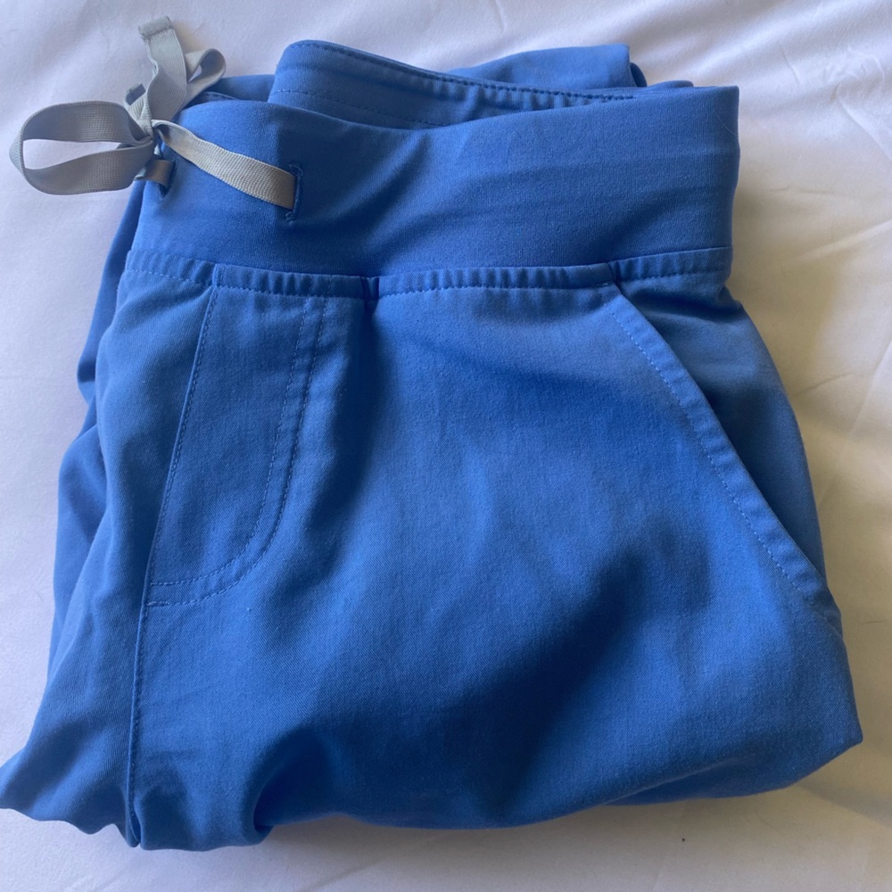 Figs Zamora jogger scrub bottoms